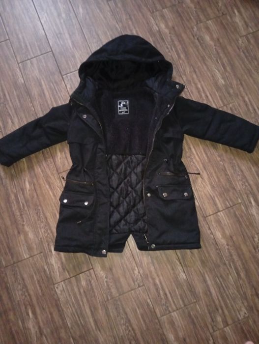 Курточка на дівчинку