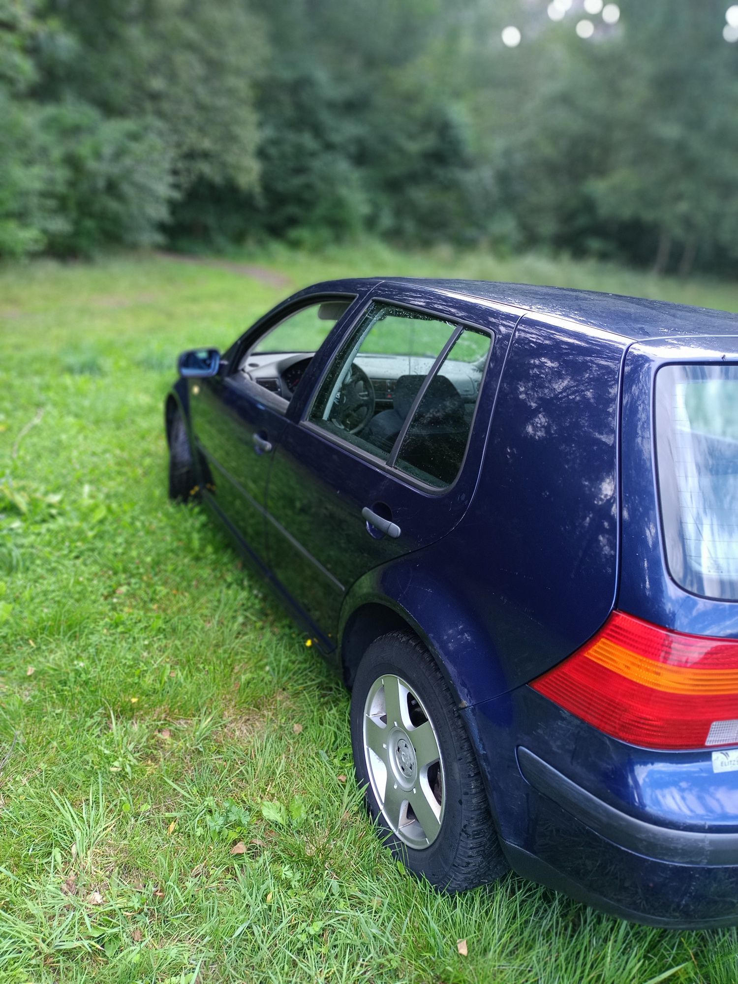 Volkswagen Golf 1999 1.4