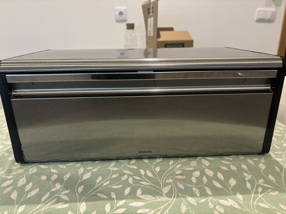 Caixa grande de pao Brabantia - Aco Fosco