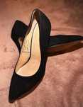 Sapatos de salto alto