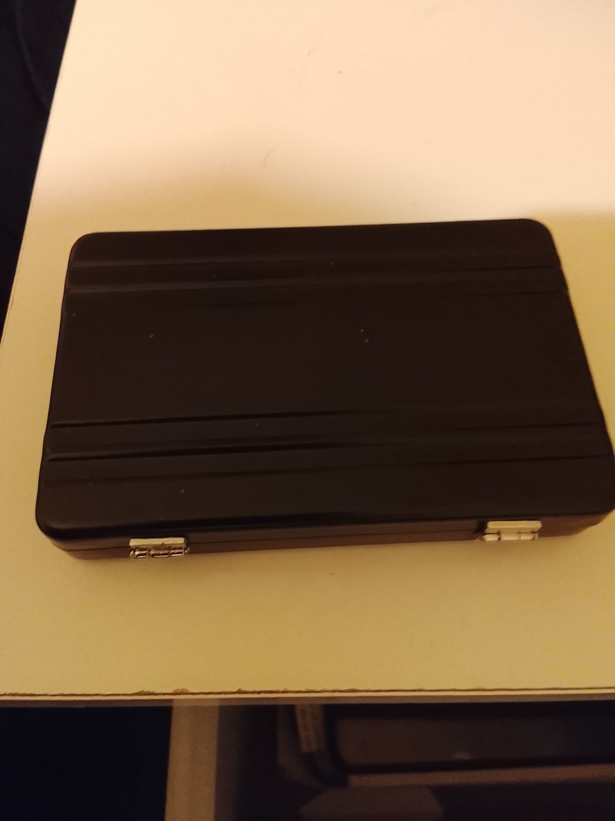 Porta cartão em forma de mala