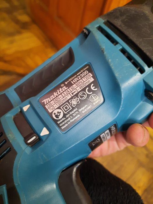 100% оригінал!!Перфоратор Makita HR 2300,720вт,2.3дж