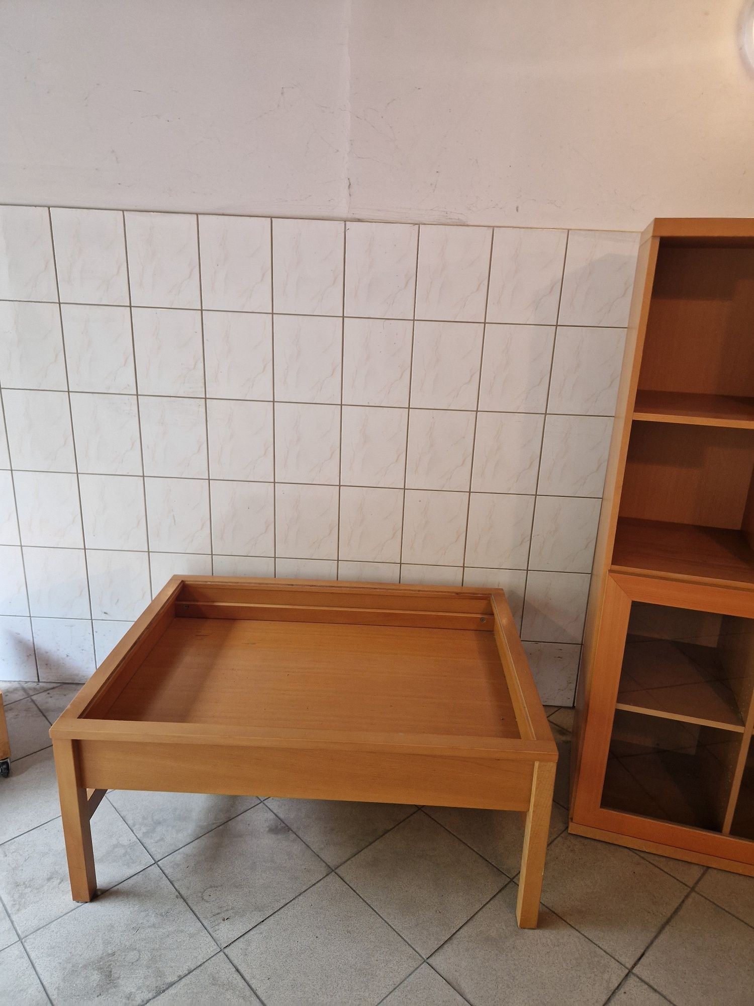 Stolik pod telewizor,ława ze szklanym blatem