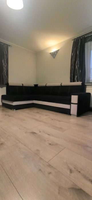 Narożnik lewostronny z pufami