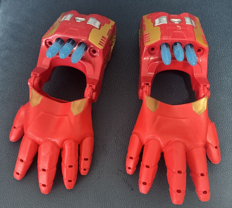 Mãos eletrônicas do homem de ferro / Iron Man