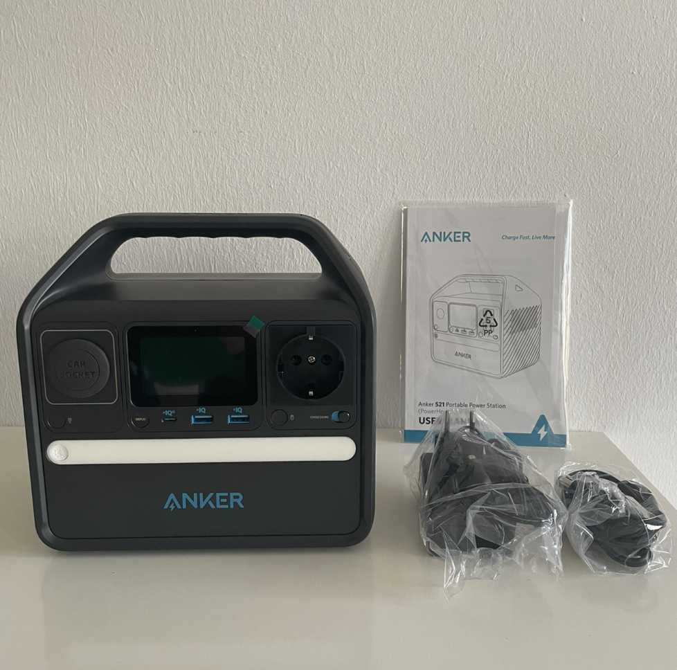 Зарядна станція Anker 521 Powerhouse..