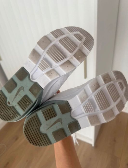 Nike Air Max Motion 2 White Ocean Cube