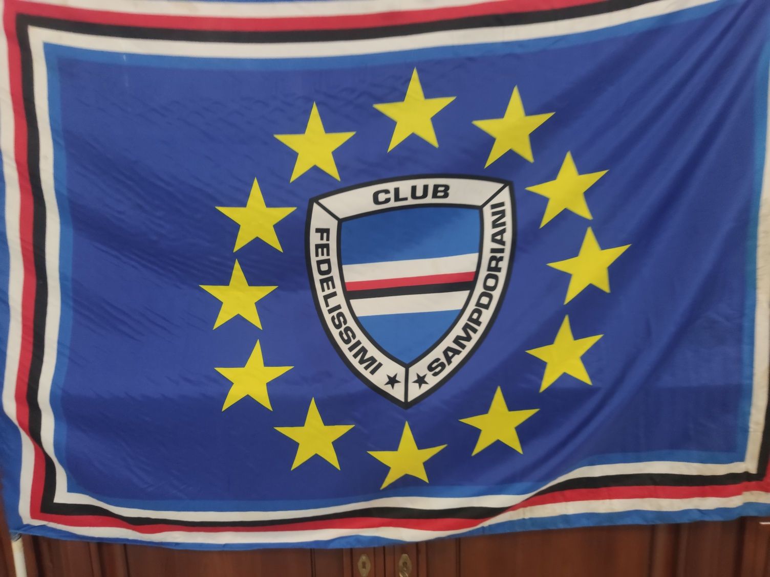 Bandeira club Fedelissimi sampdoriani