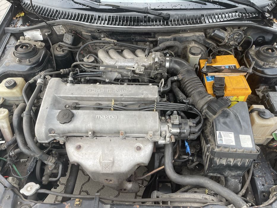 Mazda 323 F продам