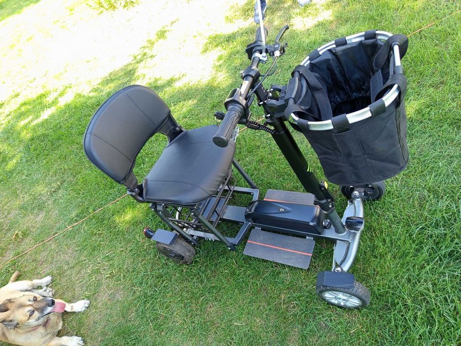 Nowa składana czterokołowa hulajnoga elektryczna Freejoyer F7