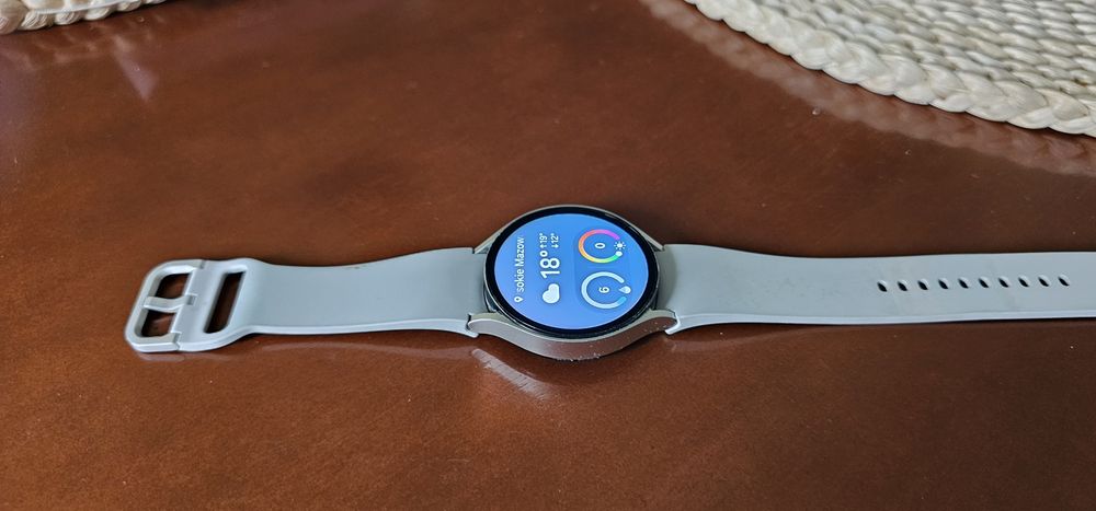 Samsung Galaxy Watch6 SM-R945 LTE 44mm Srebrny