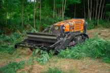 ENERGREEN RoboPLUS  100 KM Robot mulczujący gąsienicowy sterowanie zdalnie