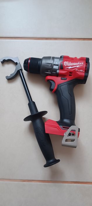 Дрель-шуруповерт аккумуляторная ударная бесщеточная Milwaukee M18 FPD3