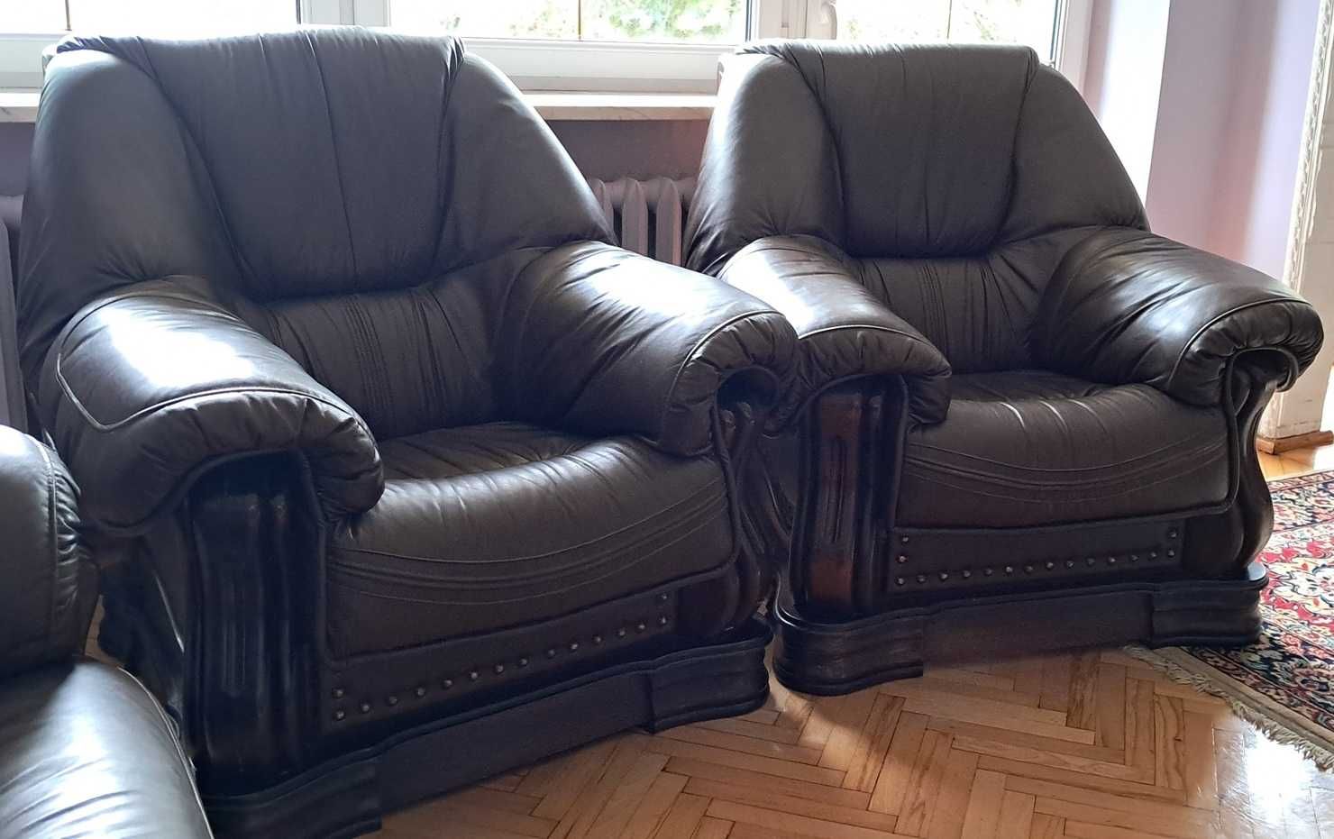 skórzana sofa 3-osobowa, 2-osobowa, dwa duże fotele skórzane, stolik