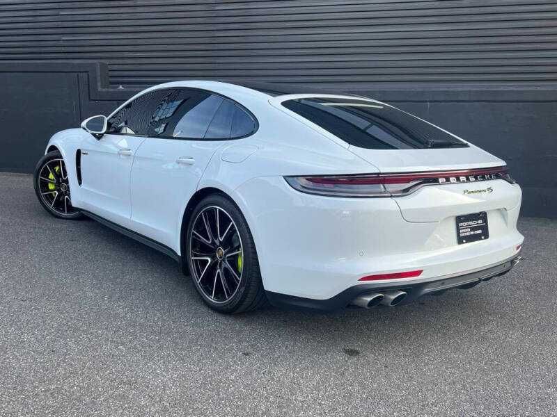 2023 Porsche Panamera