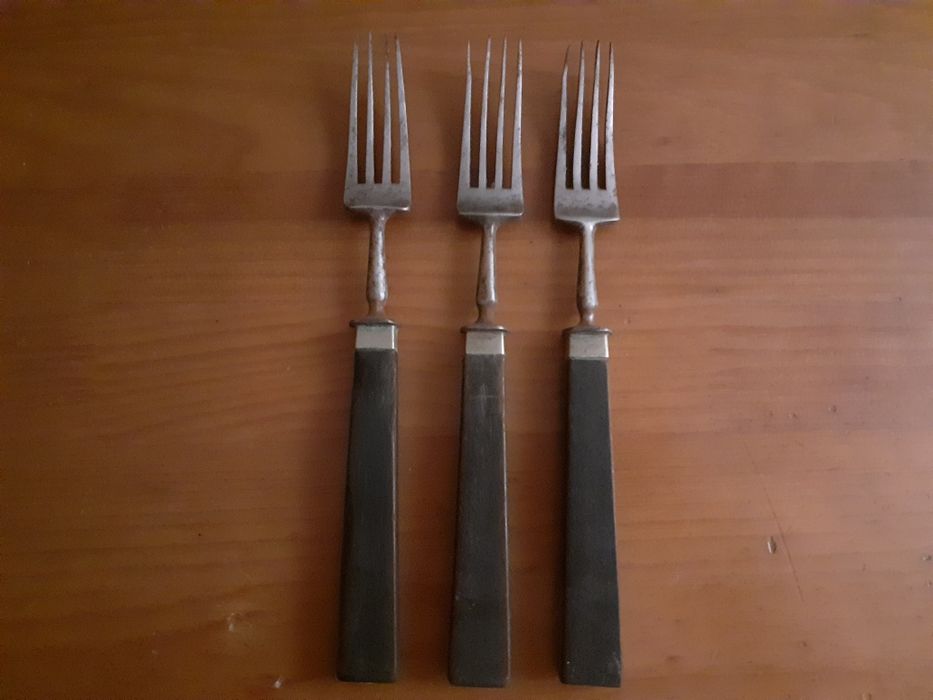 Talheres muito antigos