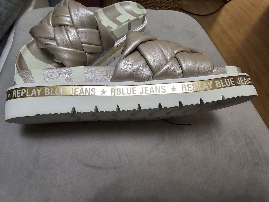 Chinelas Replay Douradas