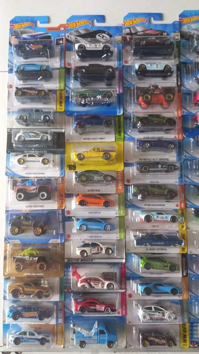 Ford Hot Wheels miniaturas de coleção