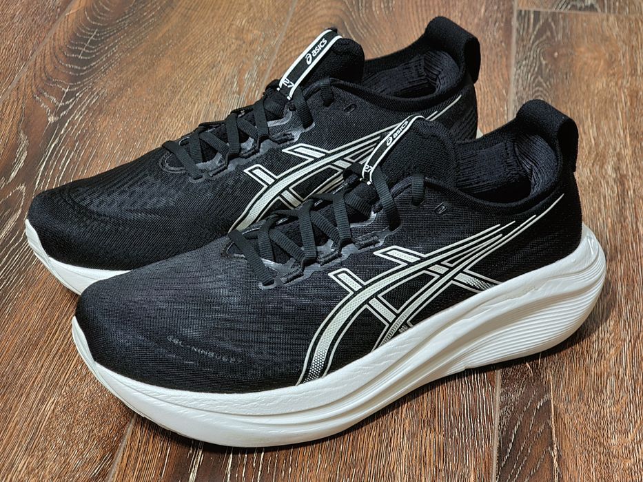 Оригінал 100% чоловічі кросівки asics nimbus 27   eur 44.5