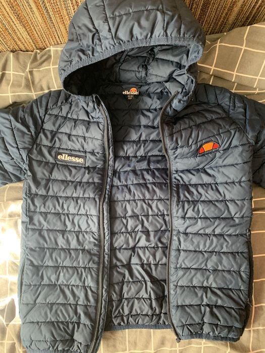Курточка/куртка/микропуховик Детский Ellesse