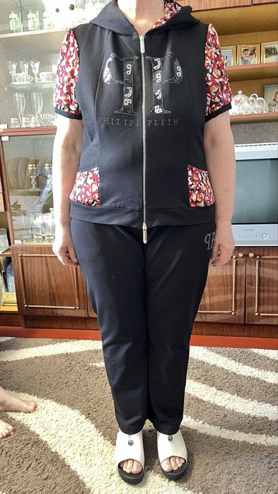 Продам жіночий костюм Туреччина