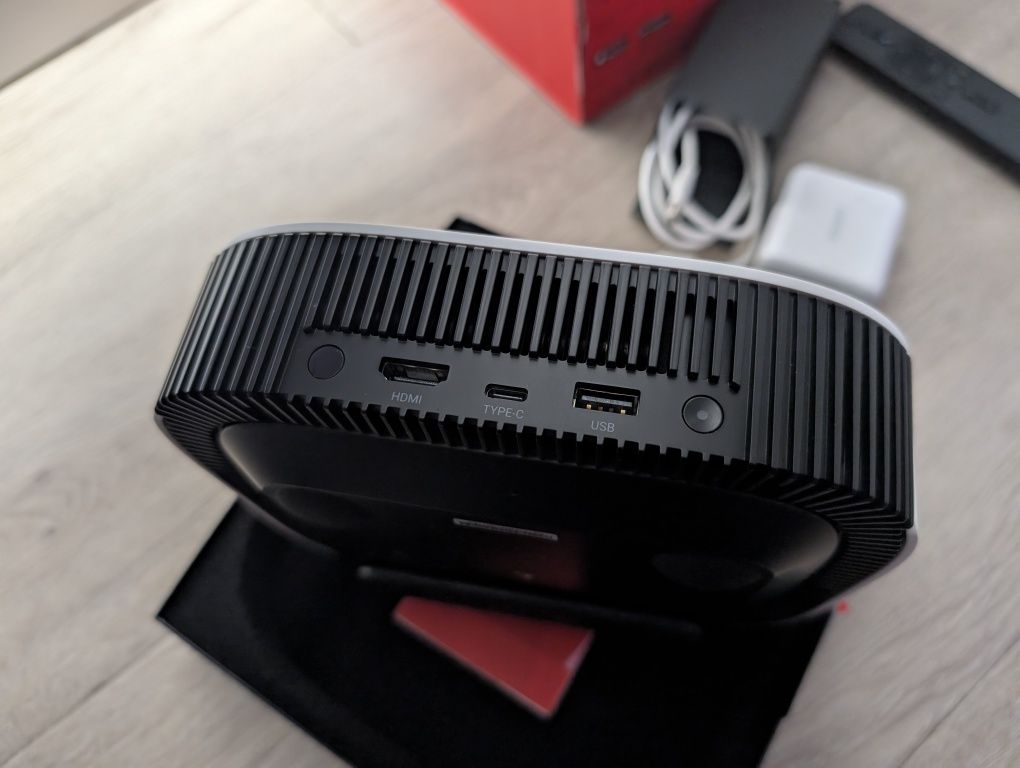 Проектор Anker Nebula Solar Portable Android TV Google 1920*1080