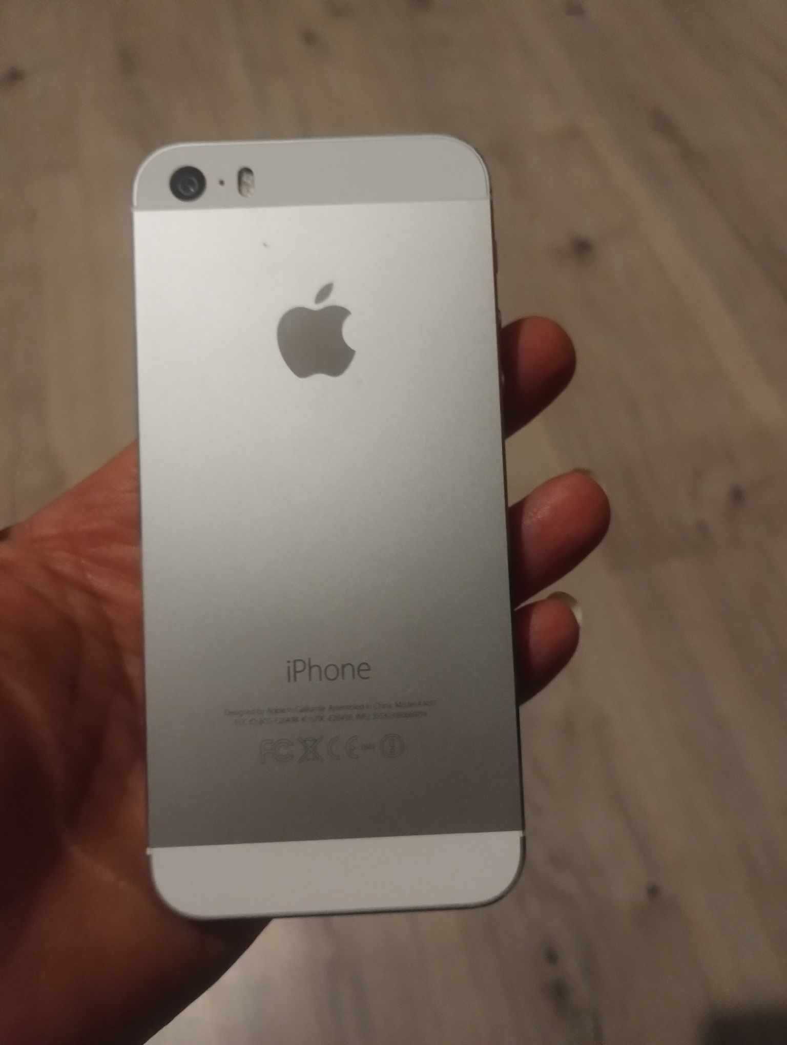 iphone 5s 16gb srebrny