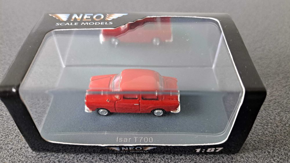 Isar T700 NEO czerwony skala 1:87 H0