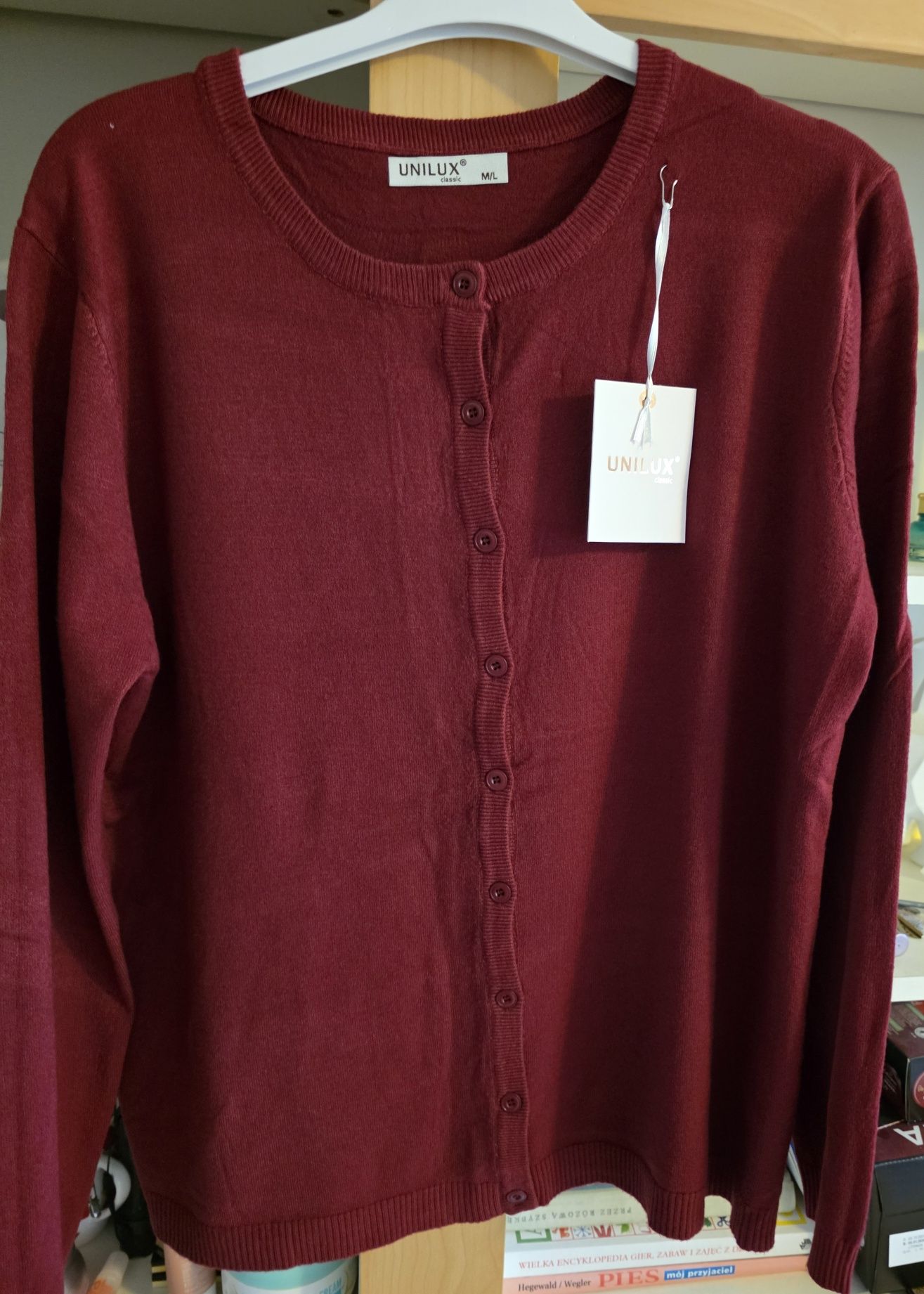 Nowy włoski sweter rozpinany w kolorze bordowym rozm.48