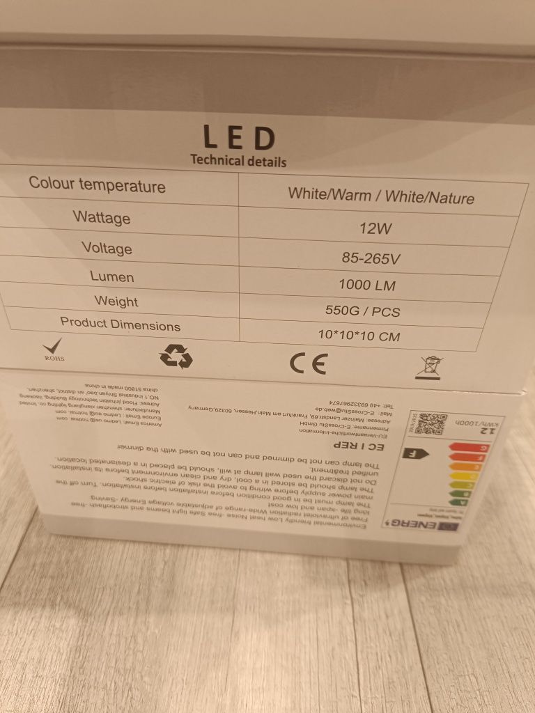 Kinkiet lampa ścienna LED