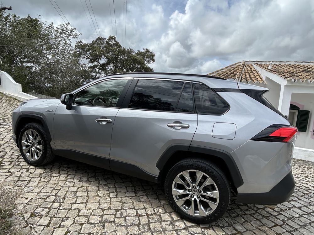 Toyota RAV4 4x4 - 2,5 Hybrid Dynamic Force Exclusive AWD-I