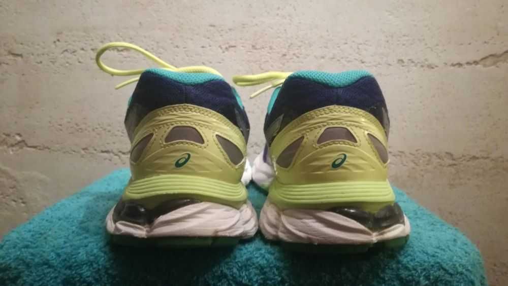 Buty do biegania ASICS GEL NIMBUS 18 r.40 stan bardzo dobry