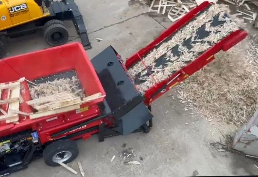 Wynajem rozdrabniacz rębak niszczarka korzeni karp śmierci odpadów