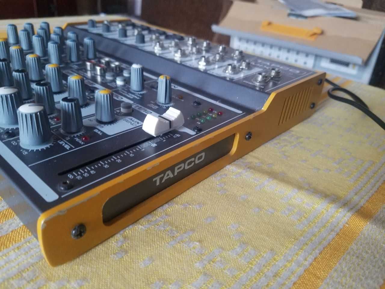 Мікшер Tapco Mix 120
