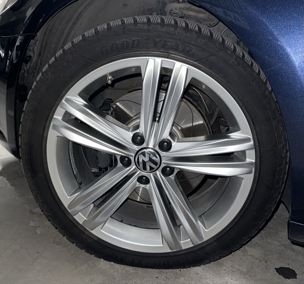 Продам оригинальные диски и резина VW VAG Sebring R18 GoodYear 225 45
