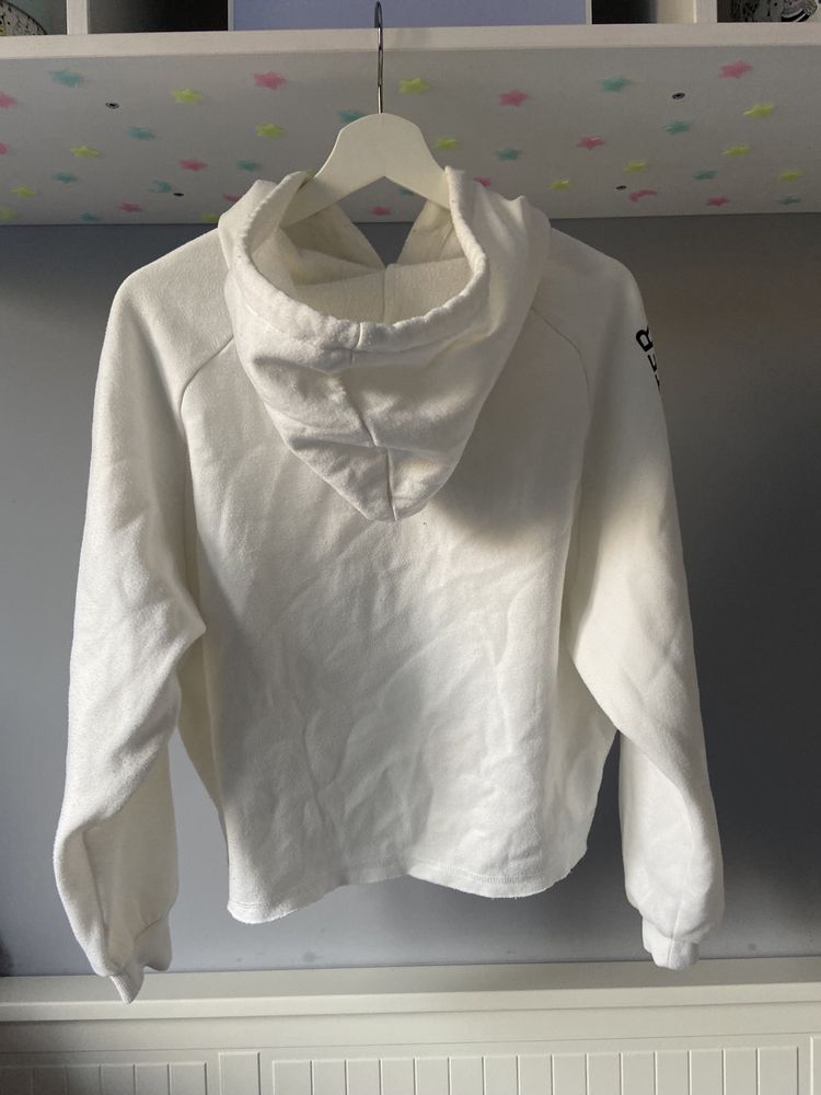 biała bluza oversize crop top, biała bluza z kapturem