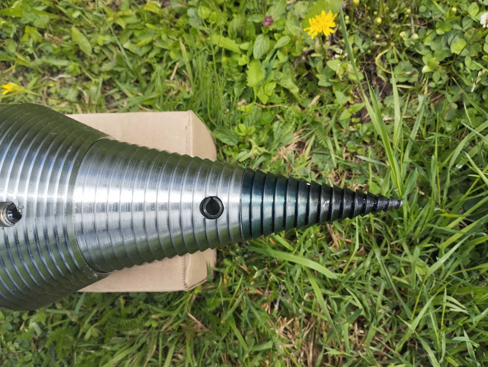 Łuparka świdrowa WOM / świder do drewna do ciągnika 125mm