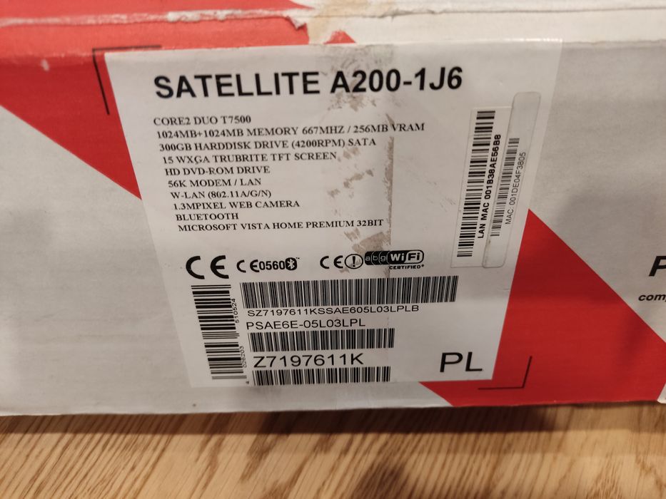 Toshiba Satellite A200-1J6