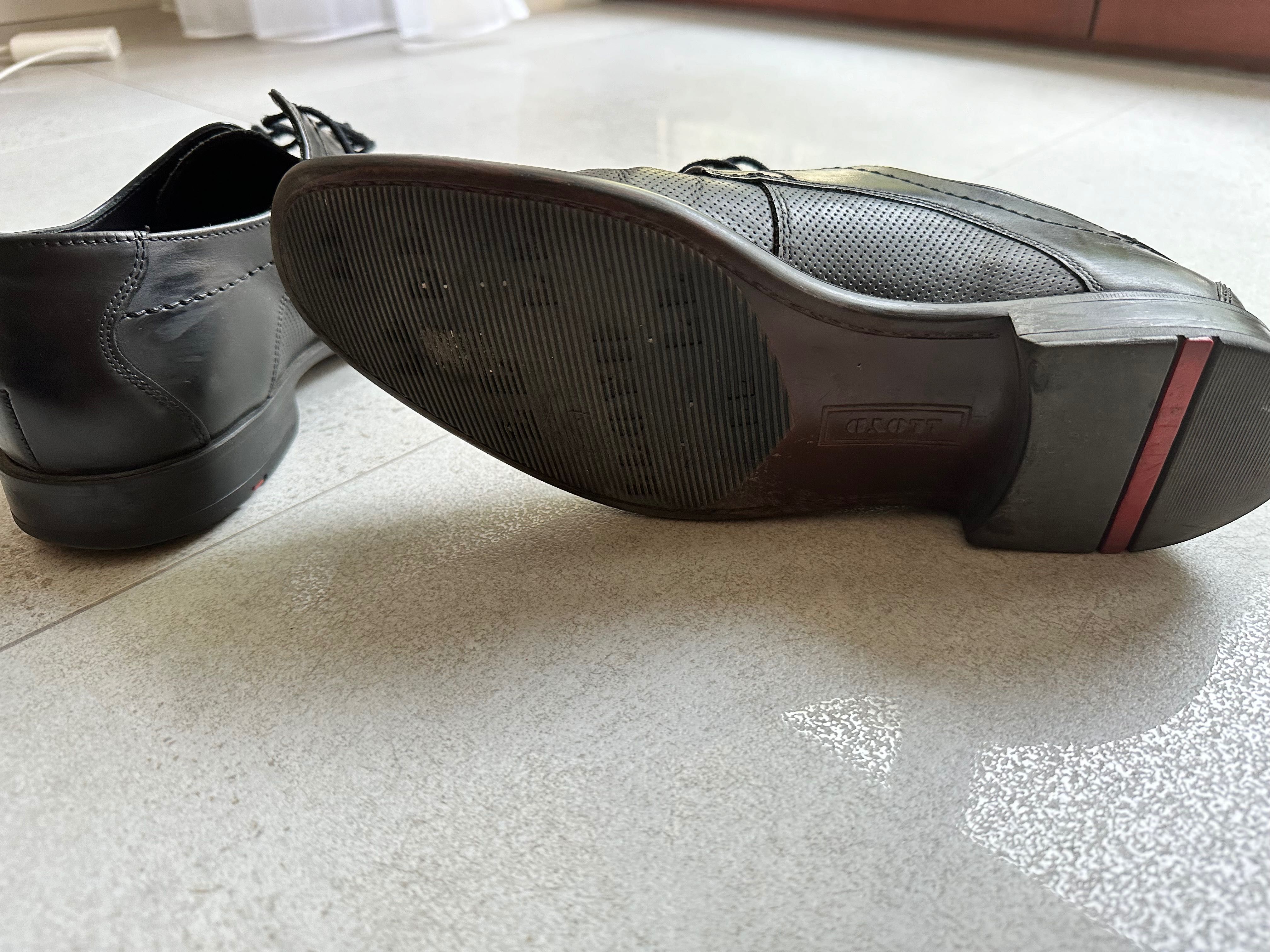 Buty męskie eleganckie czarne do garnituru perforowane Lloyd r 43