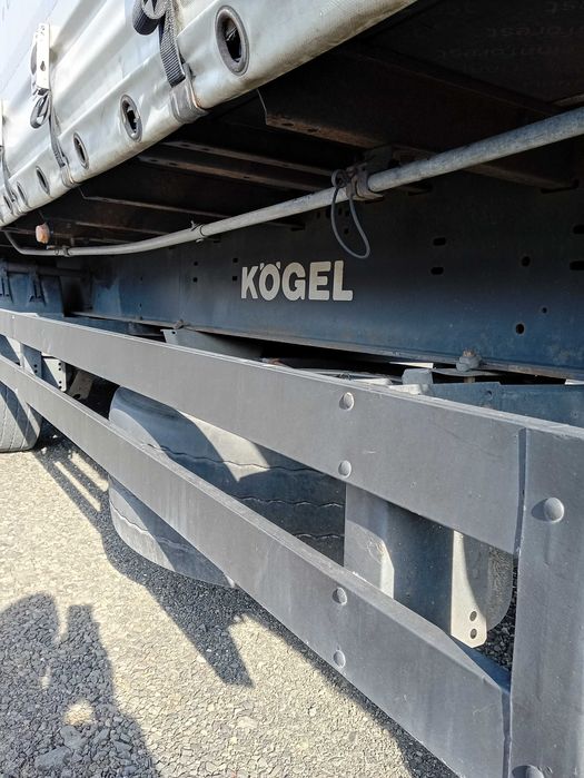 Напівпричіп Kogel SAF SN24 2010