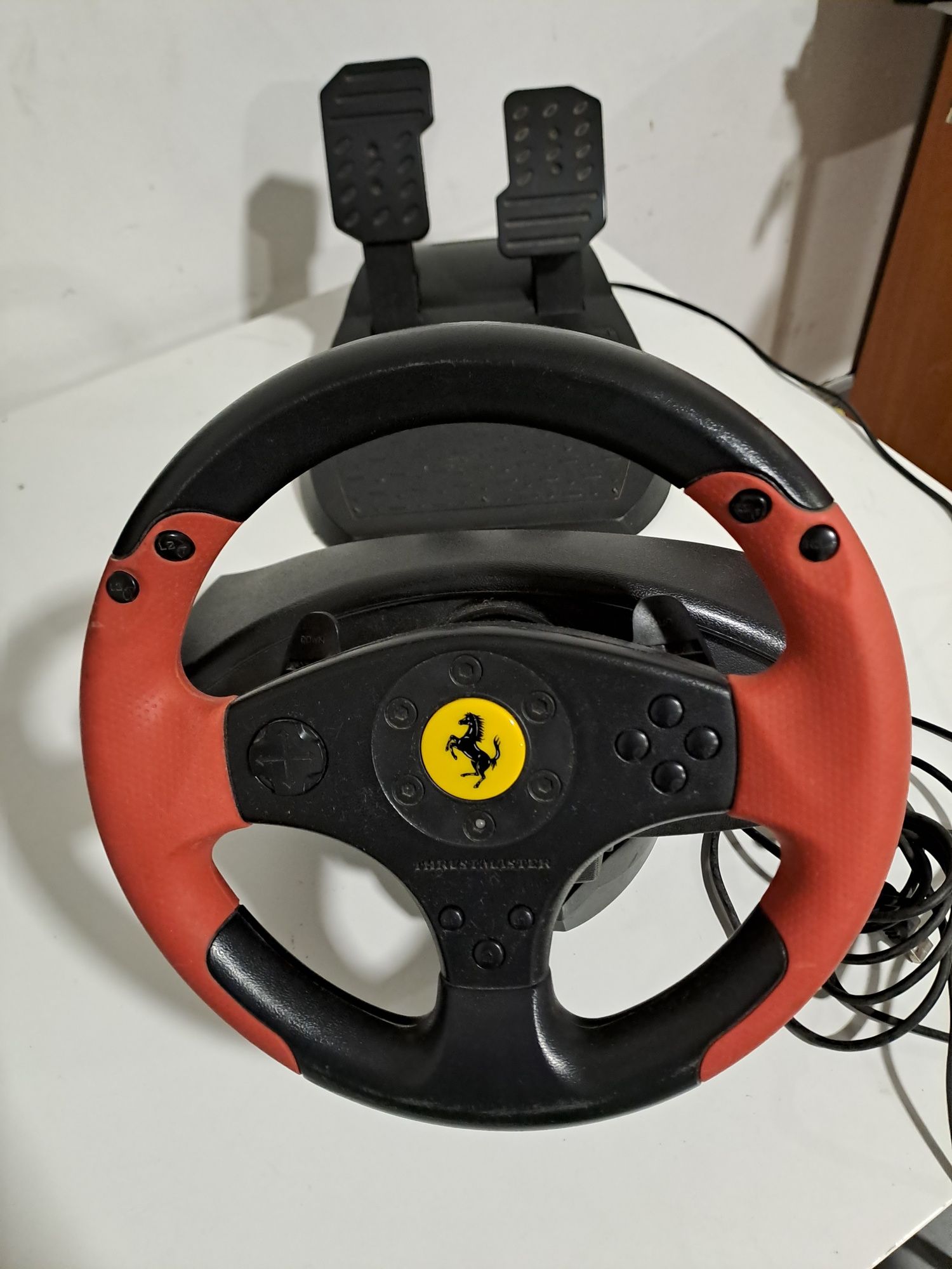 Volante Thrustmaster Ferrari pc/ps3