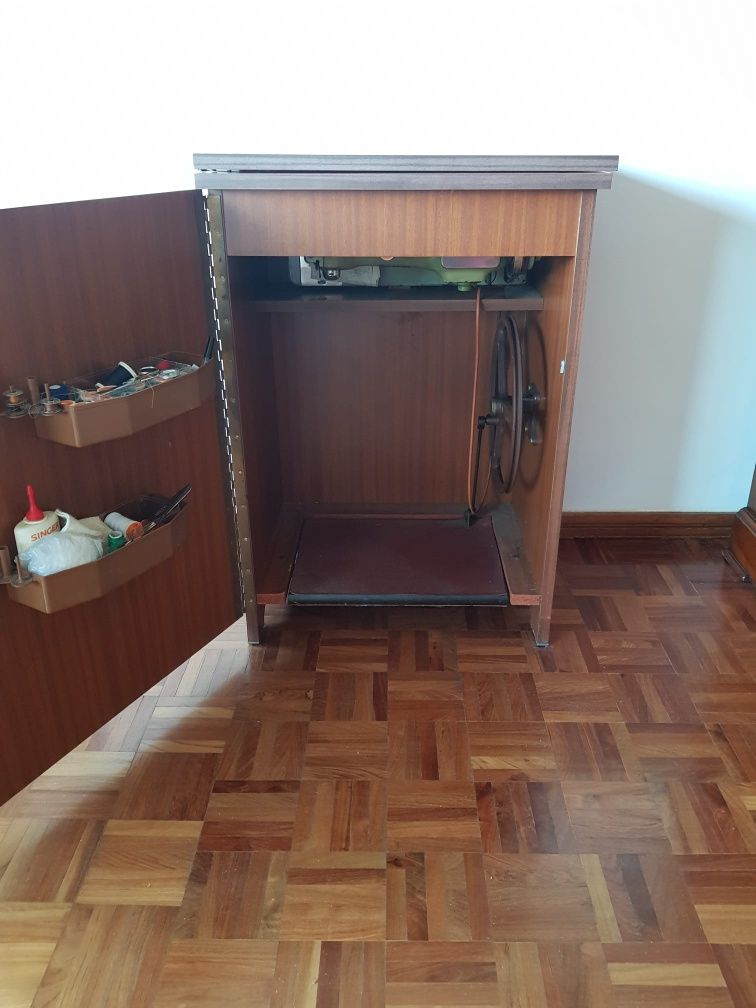 Máquina de costura OLIVA CL 50 Automatic