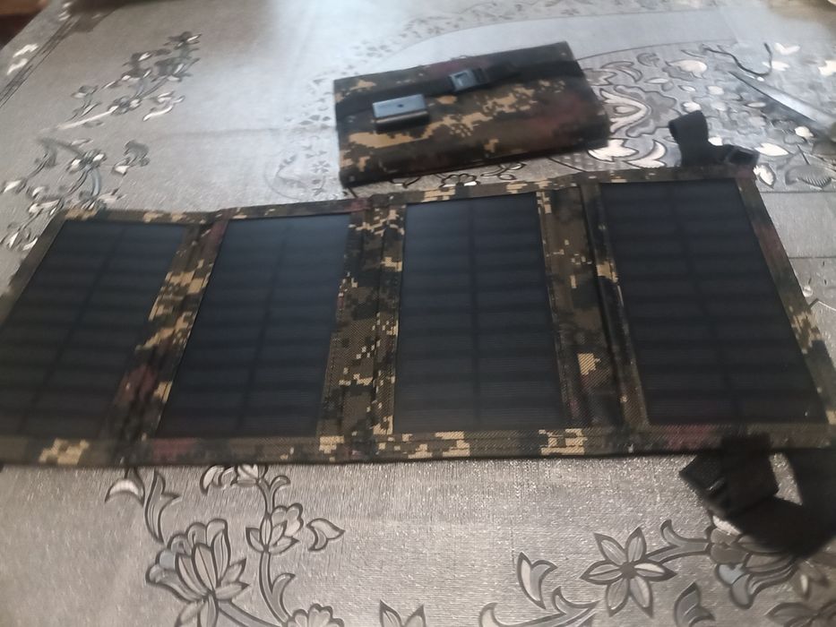 Складна сонячна панель