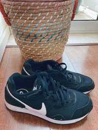 Sapatilhas Nike 38