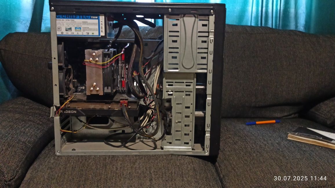 Комп'ютер на 12400f 6600хт 16g