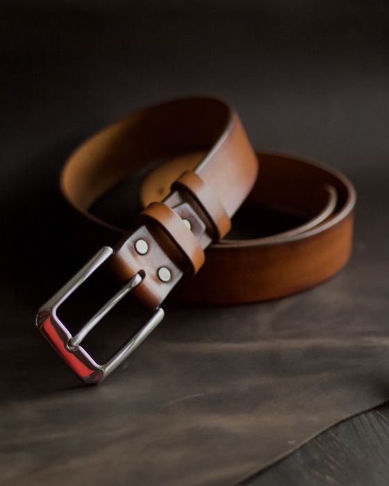 Стильний з ефектом зістарення / Ремінь чоловічий шкіряний з градієнтом