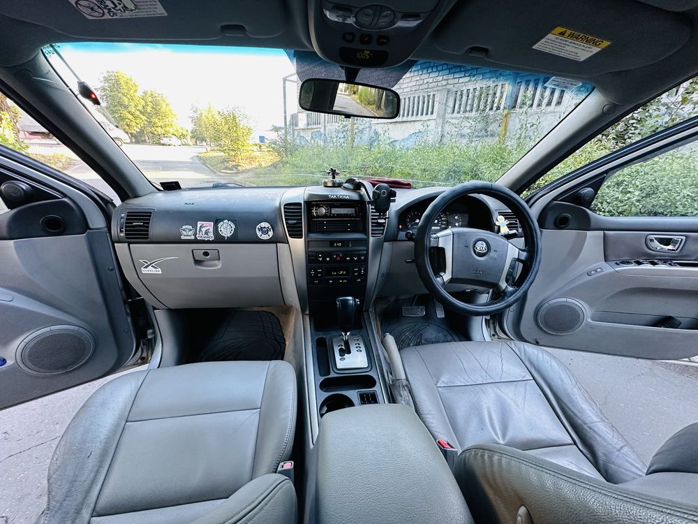 Продам KIA Sorento 2.5 TDI Avtomat 4x4 на отличном ходу сел поехал !