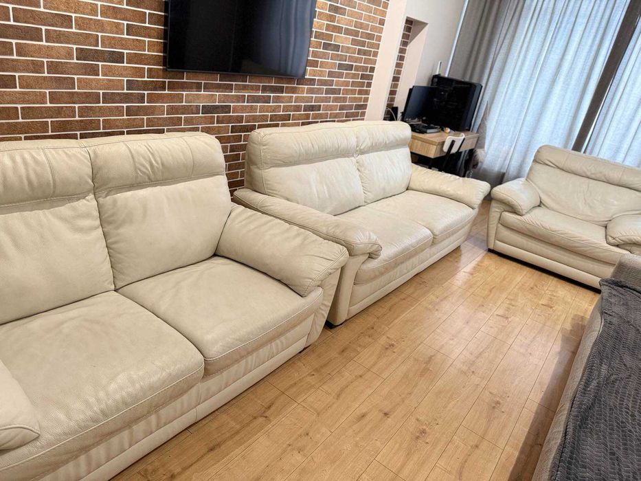 Дивани 2+1 Італія