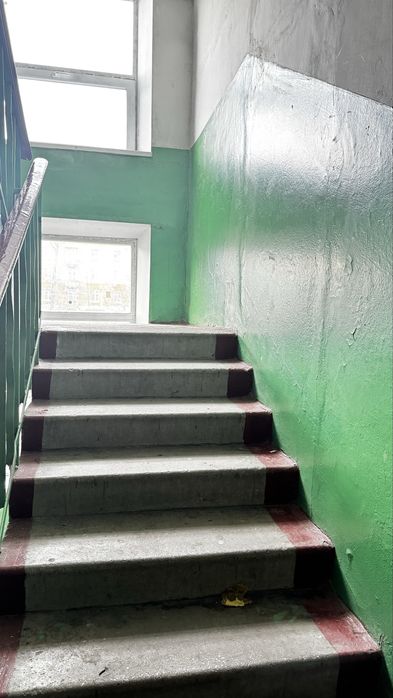 Продам 1к квартиру уг Калиновой и Правды!