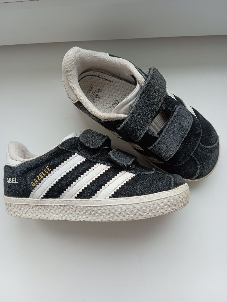 Adidas gazelle 23 розмір